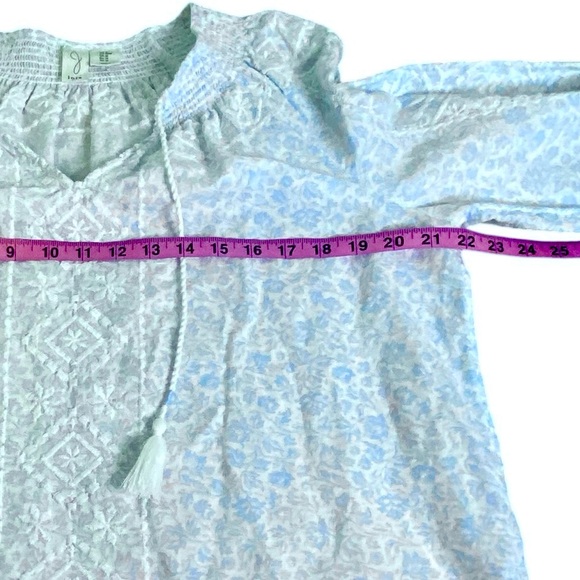 Joie Baby Blue Linen Blend Embroidered Floral Peasant Blouse Women’s Size M - Picture 4 of 9